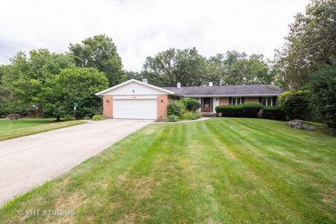 1270 Pleasantview Dr, Elgin, IL 60123 photo 1