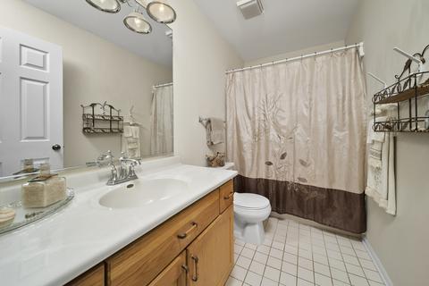 853 Cimarron Dr, Cary, IL 60013 photo 22