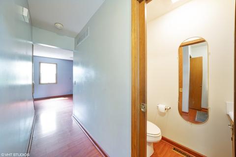 1316 Deerpath Dr, Morris, IL 60450 photo 2
