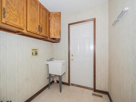 11 N728 Old Barn Rd, Elgin, IL 60124 photo 17