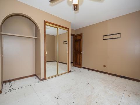11 N728 Old Barn Rd, Elgin, IL 60124 photo 8