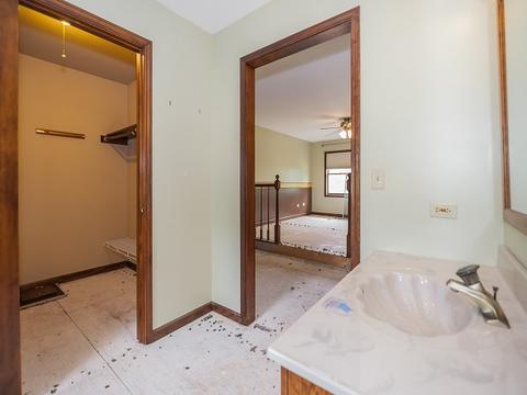 11 N728 Old Barn Rd, Elgin, IL 60124 photo 20