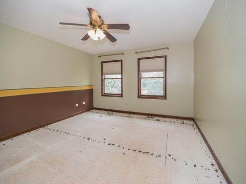 11 N728 Old Barn Rd, Elgin, IL 60124 photo 11