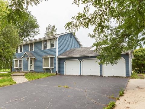 11 N728 Old Barn Rd, Elgin, IL 60124 photo 2