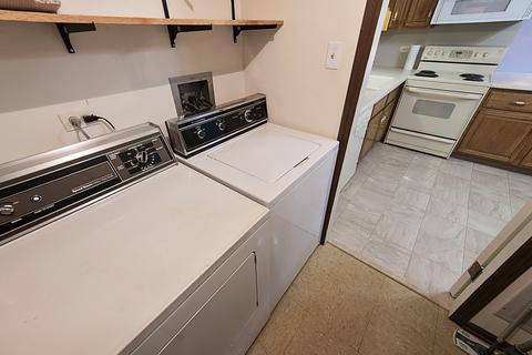 6215 Willowhill Rd #B, Willowbrook, IL 60527 photo 8