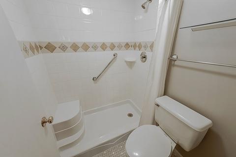 6215 Willowhill Rd #B, Willowbrook, IL 60527 photo 12
