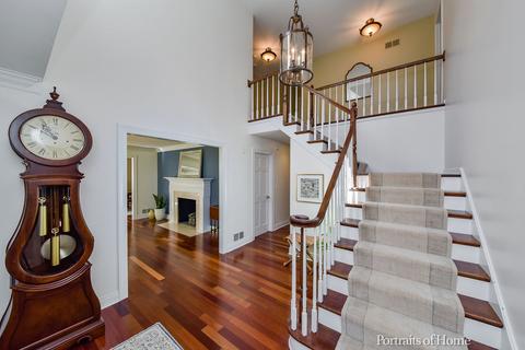 266 Arboretum Cir, Wheaton, IL 60189 photo 2