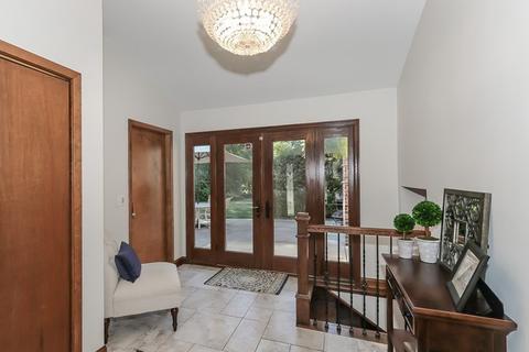 600 E Theodore Ln, Itasca, IL 60143 photo 4