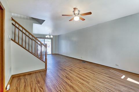 1150 Preston Ave, Elgin, IL 60120 photo 9