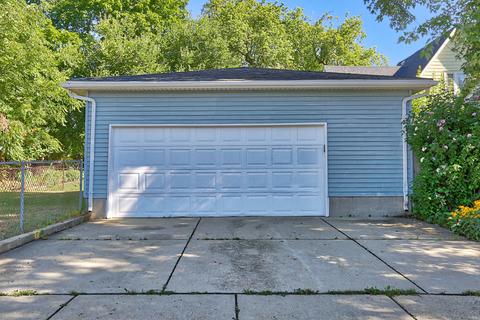 1150 Preston Ave, Elgin, IL 60120 photo 5