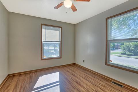 1150 Preston Ave, Elgin, IL 60120 photo 12