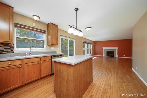2016 Colonial St, Aurora, IL 60503 photo 7