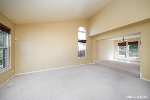 2016 Colonial St, Aurora, IL 60503 photo 4