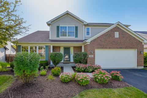 2016 Colonial St, Aurora, IL 60503 photo 1