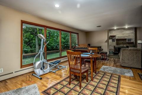 911 Evans St, Ottawa, IL 61350 photo 5