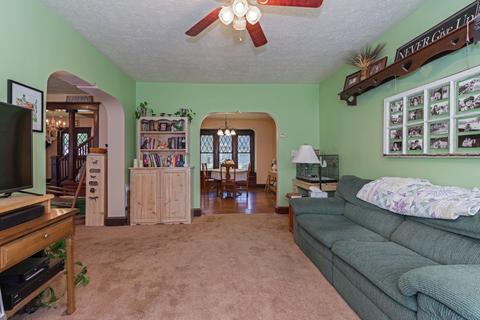 1208 Wright St, Bloomington, IL 61701 photo 10