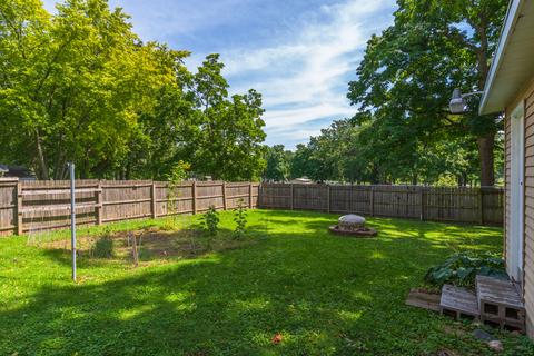 1208 Wright St, Bloomington, IL 61701 photo 27