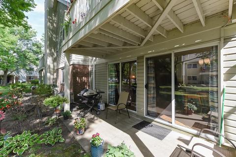 1602 Brittany Ct #C-1, Wheeling, IL 60090 photo 22