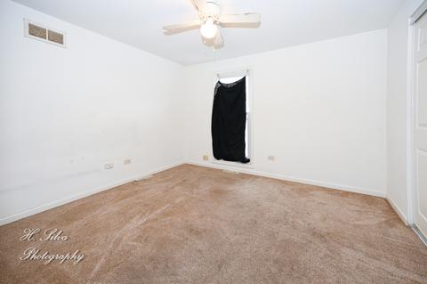 1237 Fairwood Ct #2, Elgin, IL 60123 photo 10