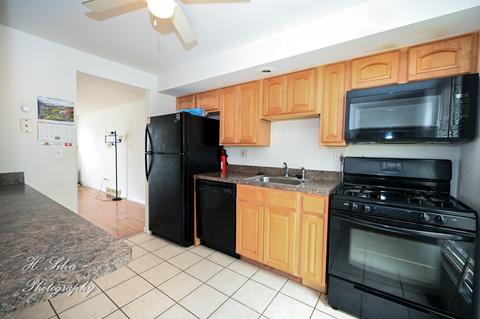 1237 Fairwood Ct #2, Elgin, IL 60123 photo 6