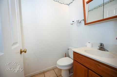 1237 Fairwood Ct #2, Elgin, IL 60123 photo 7