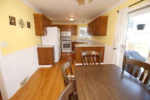 902 Macgregor Rd, Lockport, IL 60441 photo 10