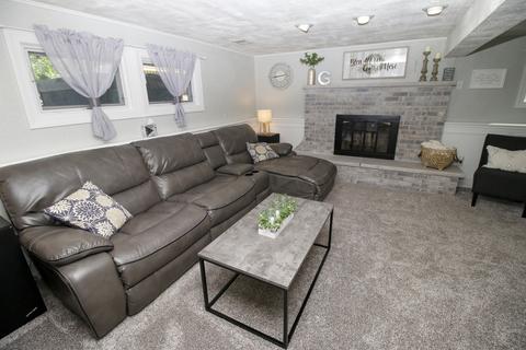 902 Macgregor Rd, Lockport, IL 60441 photo 12