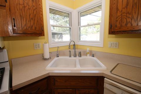 902 Macgregor Rd, Lockport, IL 60441 photo 6