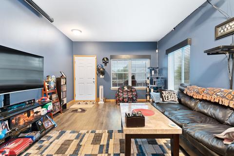 2910 Hoffman St, Plano, IL 60545 photo 3