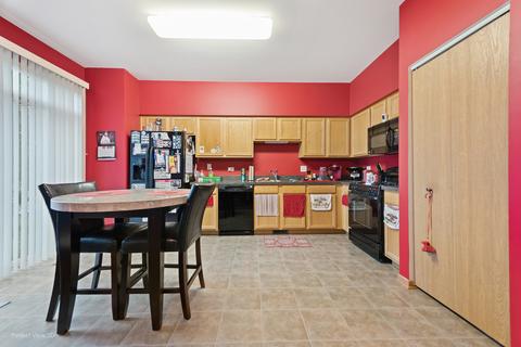 2910 Hoffman St, Plano, IL 60545 photo 7
