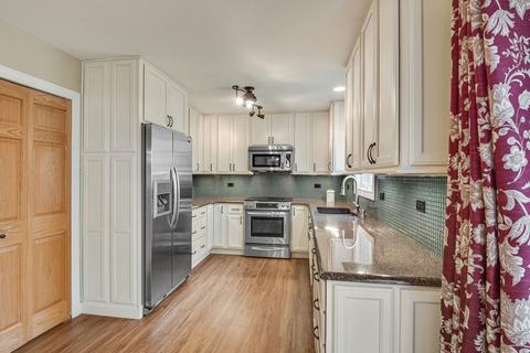 1340 S Sumner St, Wheaton, IL 60189 photo 8