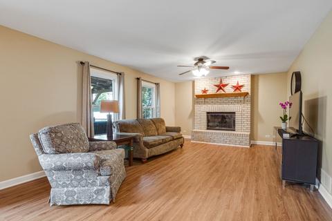 1340 S Sumner St, Wheaton, IL 60189 photo 9