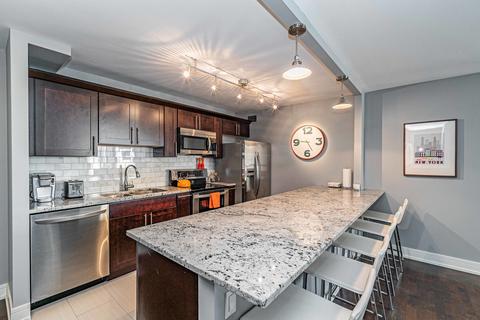 222 E Pearson St #1008, Chicago, IL 60611 photo 4