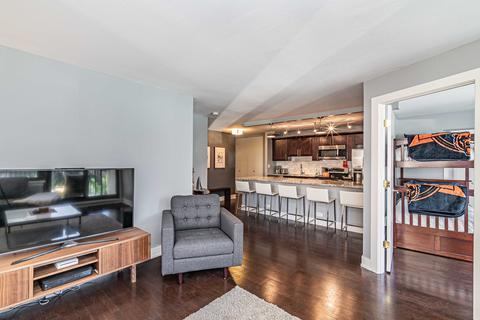 222 E Pearson St #1008, Chicago, IL 60611 photo 12