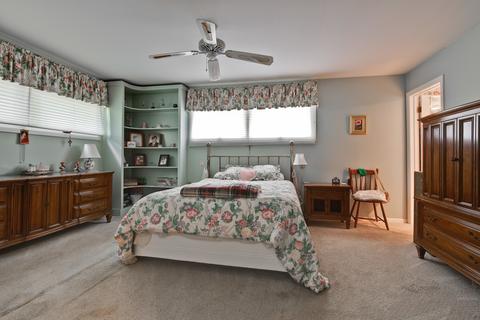 270 E Drury Ln, North Barrington, IL 60010 photo 17