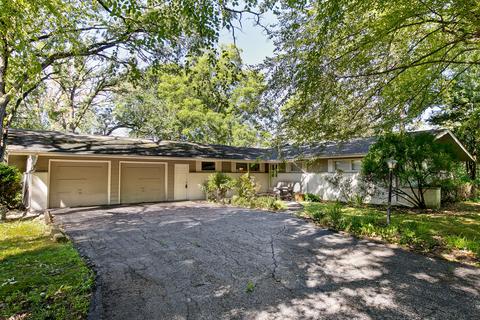 270 E Drury Ln, North Barrington, IL 60010 photo 1