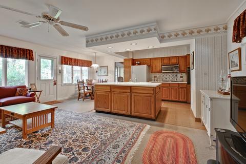 270 E Drury Ln, North Barrington, IL 60010 photo 11