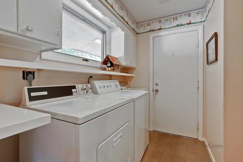270 E Drury Ln, North Barrington, IL 60010 photo 24