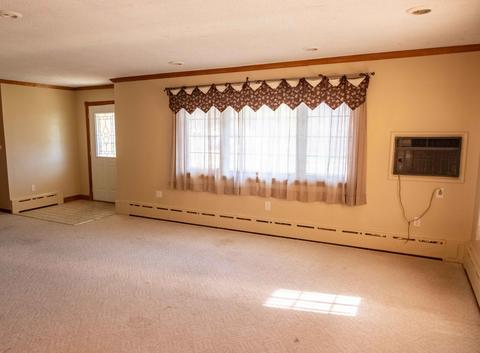 207 Pine St, Georgetown, IL 61846 photo 4