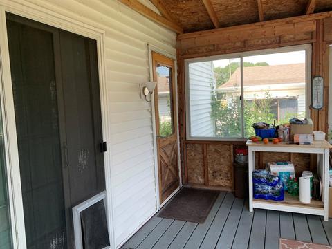 403 S Putnam St, Lostant, IL 61334 photo 18