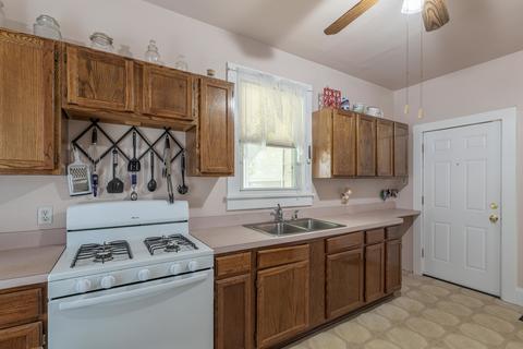 809 Prairie St, Aurora, IL 60506 photo 11