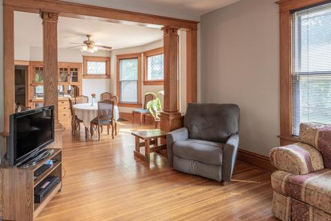 809 Prairie St, Aurora, IL 60506 photo 10