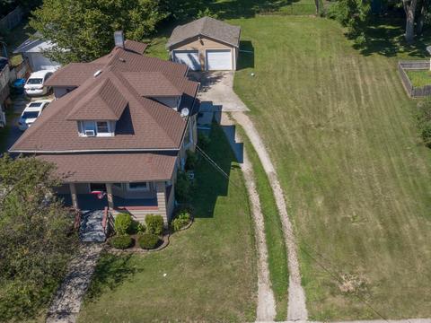 809 Prairie St, Aurora, IL 60506 photo 1
