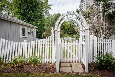 816 Elden Dr, Cary, IL 60013 photo 3