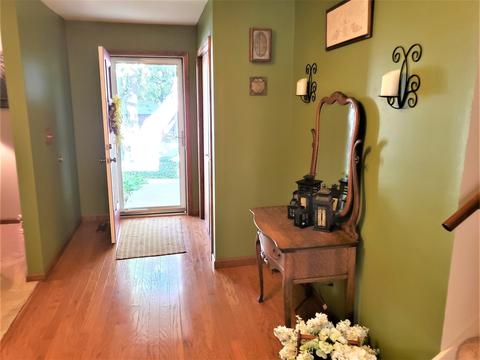 1304 Nicki Dr, Bloomington, IL 61704 photo 5