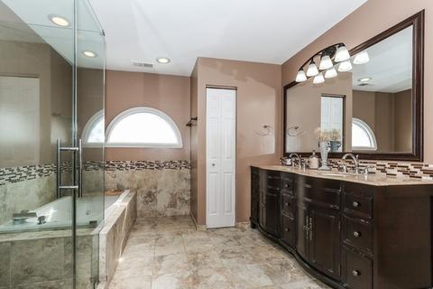 1304 Saddlebrook Rd, Bartlett, IL 60103 photo 8