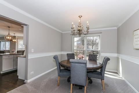 1304 Saddlebrook Rd, Bartlett, IL 60103 photo 16