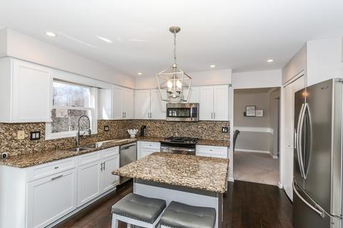 1304 Saddlebrook Rd, Bartlett, IL 60103 photo 17
