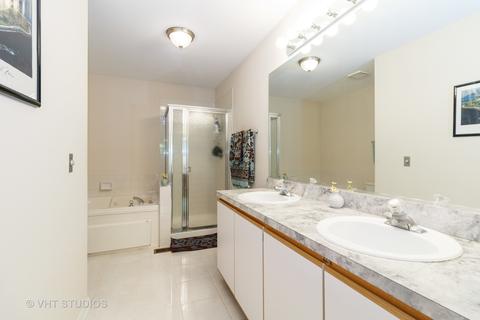 890 Dandridge Ct, Elgin, IL 60120 photo 16