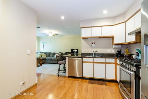 890 Dandridge Ct, Elgin, IL 60120 photo 7